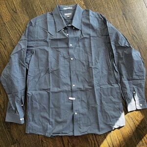 Eddie Bauer 2XLT Blue Patterned Button Down